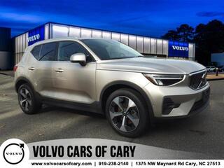 2023 Volvo XC40