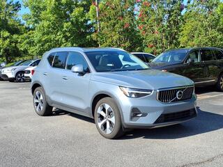 2023 Volvo XC40