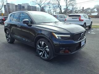 2023 Volvo XC40