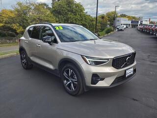 2023 Volvo XC40