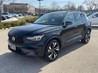 2023 Volvo XC40