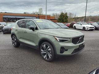 2023 Volvo XC40