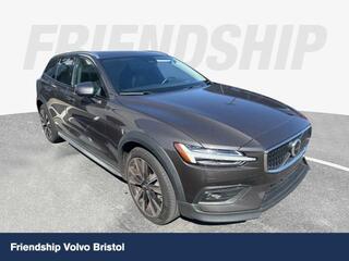 2024 Volvo V60 Cross Country