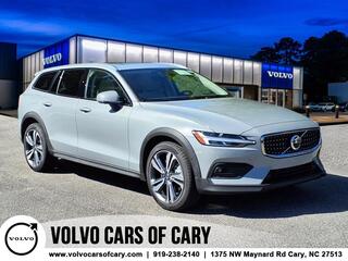 2026 Volvo V60 Cross Country