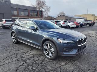 2025 Volvo V60 Cross Country for sale in Rochester NY