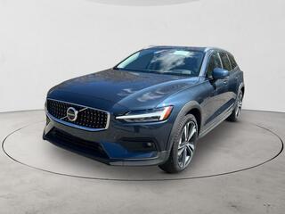 2026 Volvo V60 Cross Country