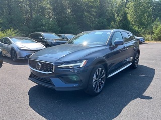 2026 Volvo V60 Cross Country