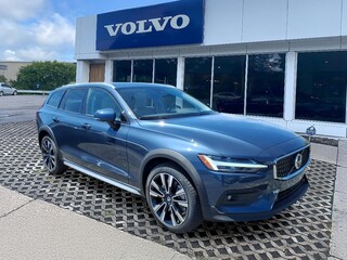 2026 Volvo V60 Cross Country for sale in Rochester NY
