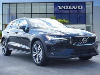2024 Volvo V60 Cross Country