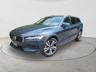 2024 Volvo V60 Cross Country