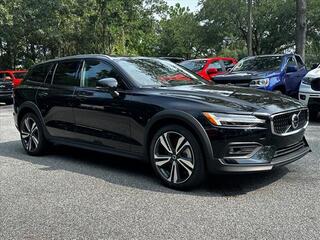 2023 Volvo V60 Cross Country