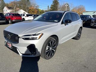 2025 Volvo XC60