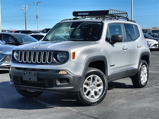 2018 Jeep Renegade for sale in Litchfield IL