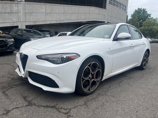 2022 Alfa Romeo Giulia