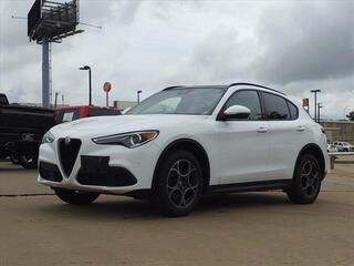 2022 Alfa Romeo Stelvio