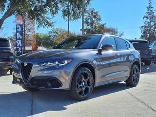 2025 Alfa Romeo Stelvio