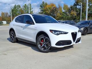 2025 Alfa Romeo Stelvio