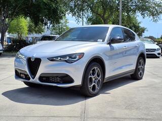 2025 Alfa Romeo Stelvio