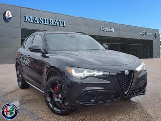 2025 Alfa Romeo Stelvio