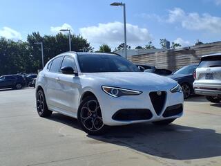 2022 Alfa Romeo Stelvio