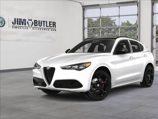 2025 Alfa Romeo Stelvio