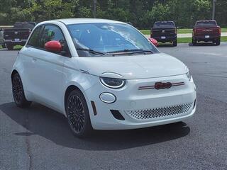 2024 Fiat 500e