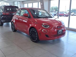 2024 Fiat 500e