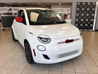 2024 Fiat 500e