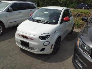 2024 Fiat 500e