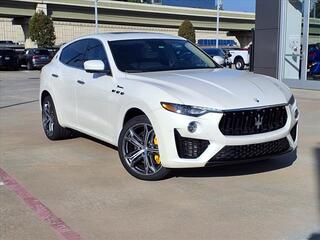 2022 Maserati Levante