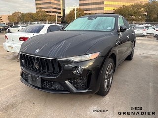 2023 Maserati Levante